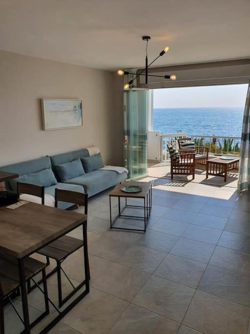 Front Mer - Sublime Appartement Moderne Et Confortable Эстепона Экстерьер фото